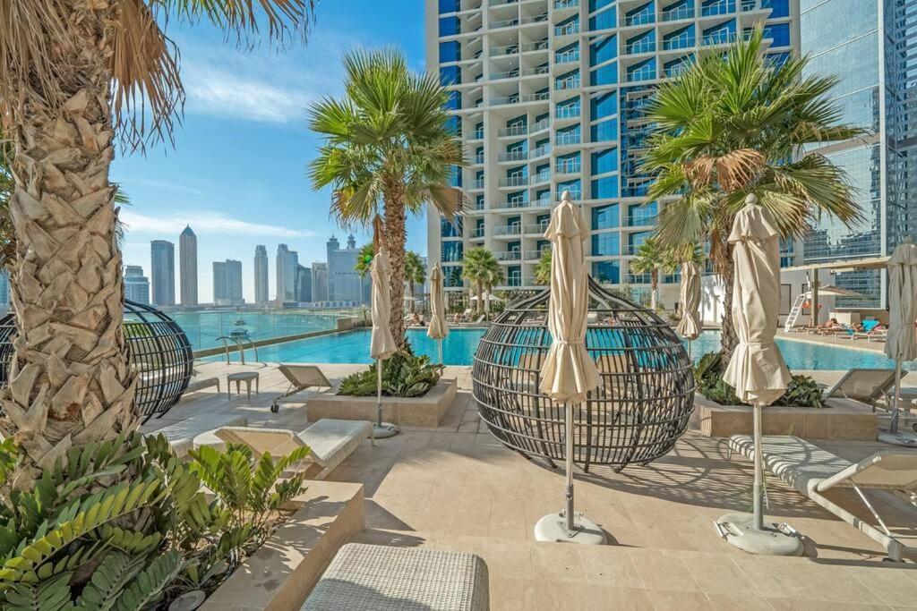 At The Top Burj View Studio - Special Offer Dubai Exterior photo